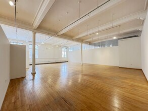 2026 Murray Hill Rd, Cleveland, OH to rent Interior Photo- Image 2 of 5