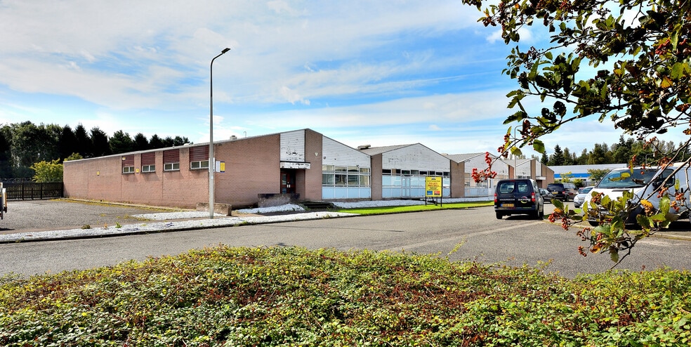 Faraday Rd, Glenrothes to rent - Building Photo - Image 3 of 10