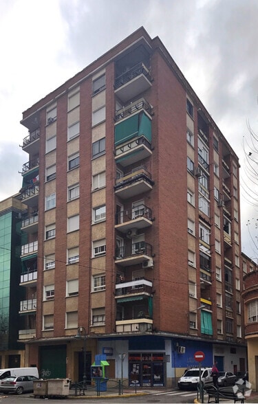 Paseo de la Estación, Talavera de la Reina, Toledo for sale - Building Photo - Image 2 of 2