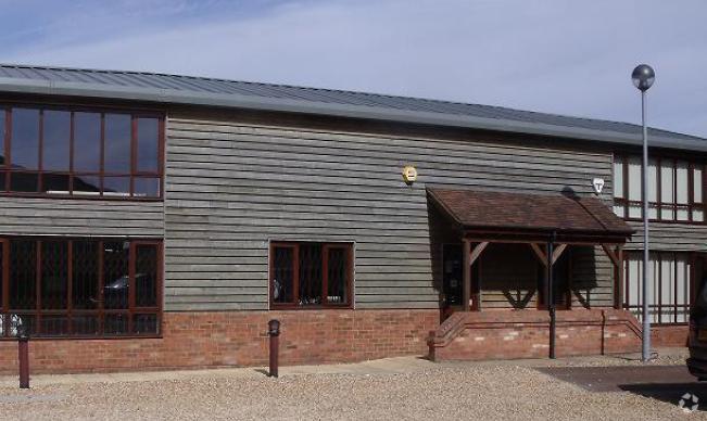 Mill Farm Courtyard, Milton Keynes for sale Primary Photo- Image 1 of 1