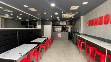 718 Holloway Rd, London to rent Interior Photo- Image 1 of 3