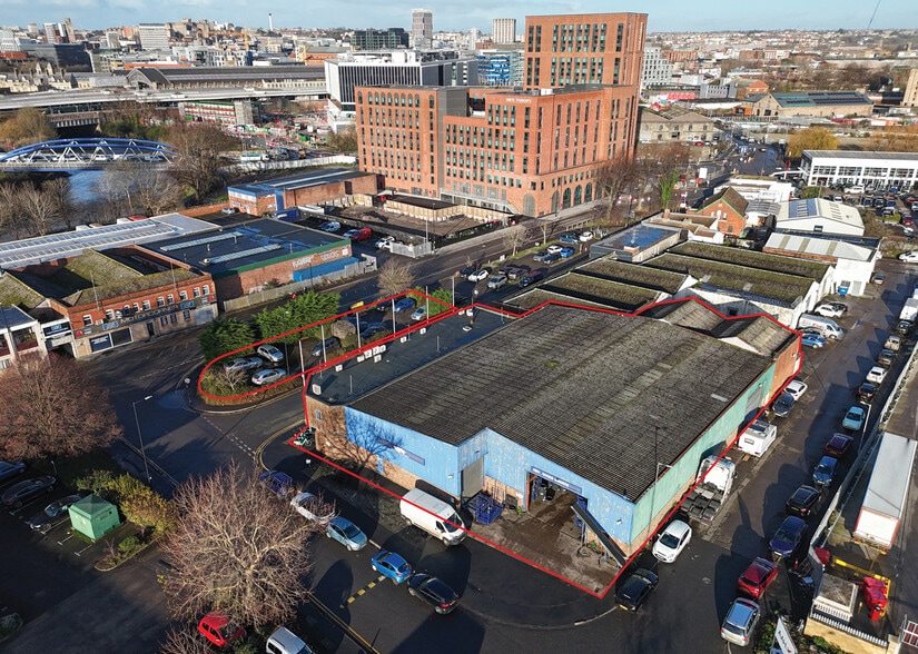 16-17 Victoria Rd, Bristol for sale - Primary Photo - Image 1 of 5