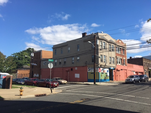 215-221 Sussex Ave, Newark, NJ for sale - Building Photo - Image 1 of 1