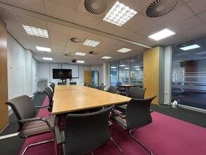 High St, Newport to rent Interior Photo- Image 1 of 8