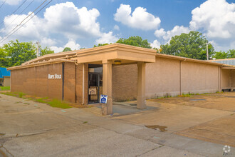 522 W 3rd St, Hope, AR for sale Building Photo- Image 1 of 1