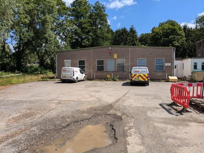 More details for Tannery Ln, Guildford - Industrial to Rent