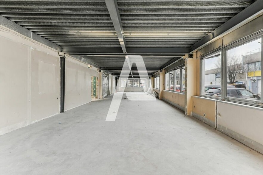 118 Rue Marcel Hartmann, Ivry-sur-Seine to rent - Interior Photo - Image 3 of 5