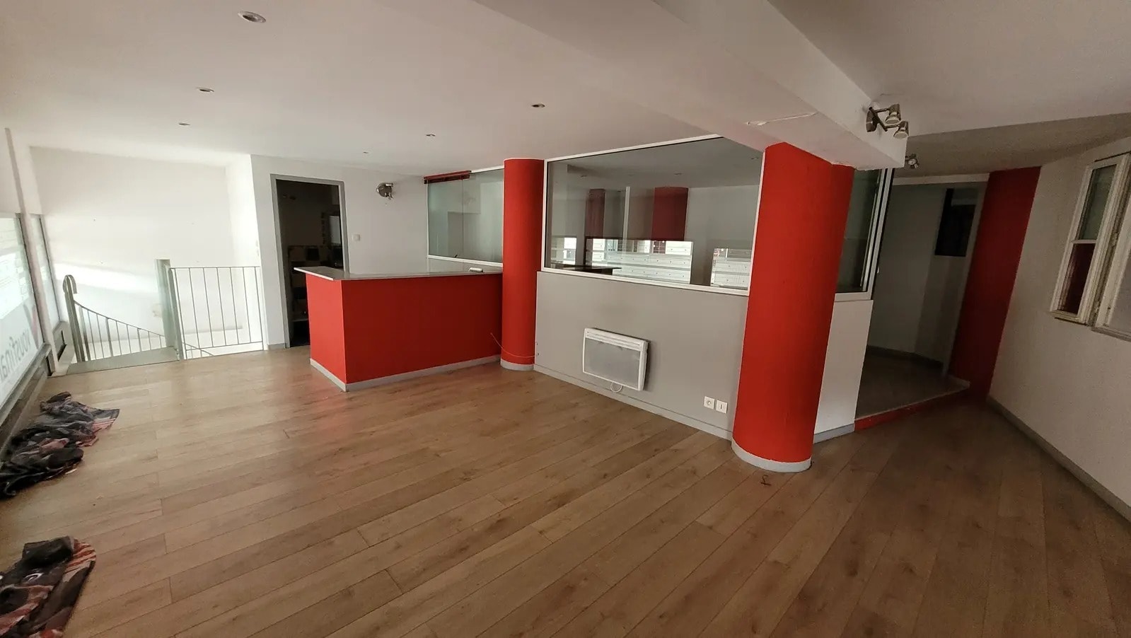 Rue Coste, Caluire-et-Cuire to rent Interior Photo- Image 1 of 4