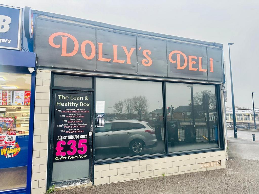 2 Red Hall Dr, Newcastle Upon Tyne for sale Primary Photo- Image 1 of 6