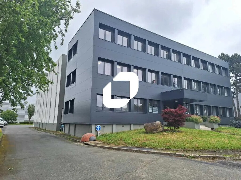 Location Local d'activités 407 m² à 511 m² - Photo 1