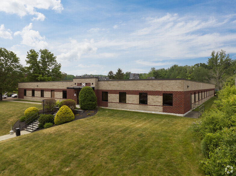 36 British American Blvd, Latham, NY for rent - Building Photo - Image 1 of 7