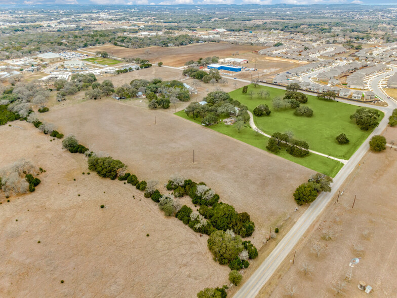 6 Old Fredericksburg Rd, Boerne, TX for sale - Building Photo - Image 3 of 19