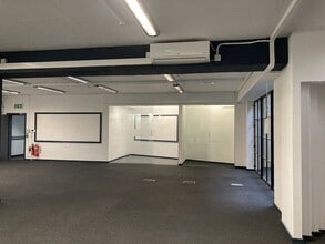 20 Baker's Row, London to rent Interior Photo- Image 1 of 2