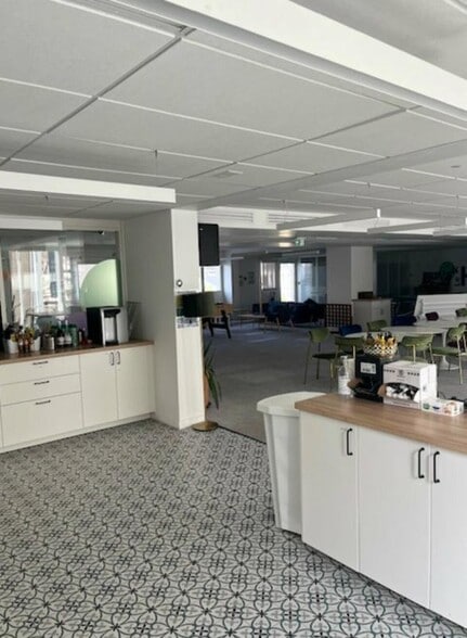 20 Rue De Billancourt, Boulogne-Billancourt to rent - Building Photo - Image 3 of 12
