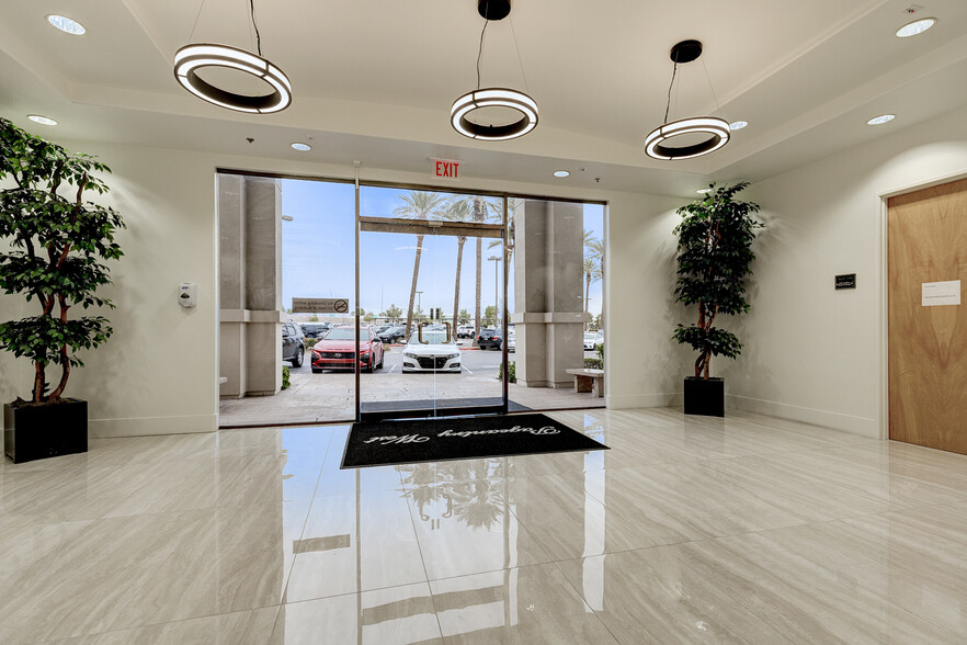 8925 W Russell Rd, Las Vegas, NV for rent - Lobby - Image 1 of 6