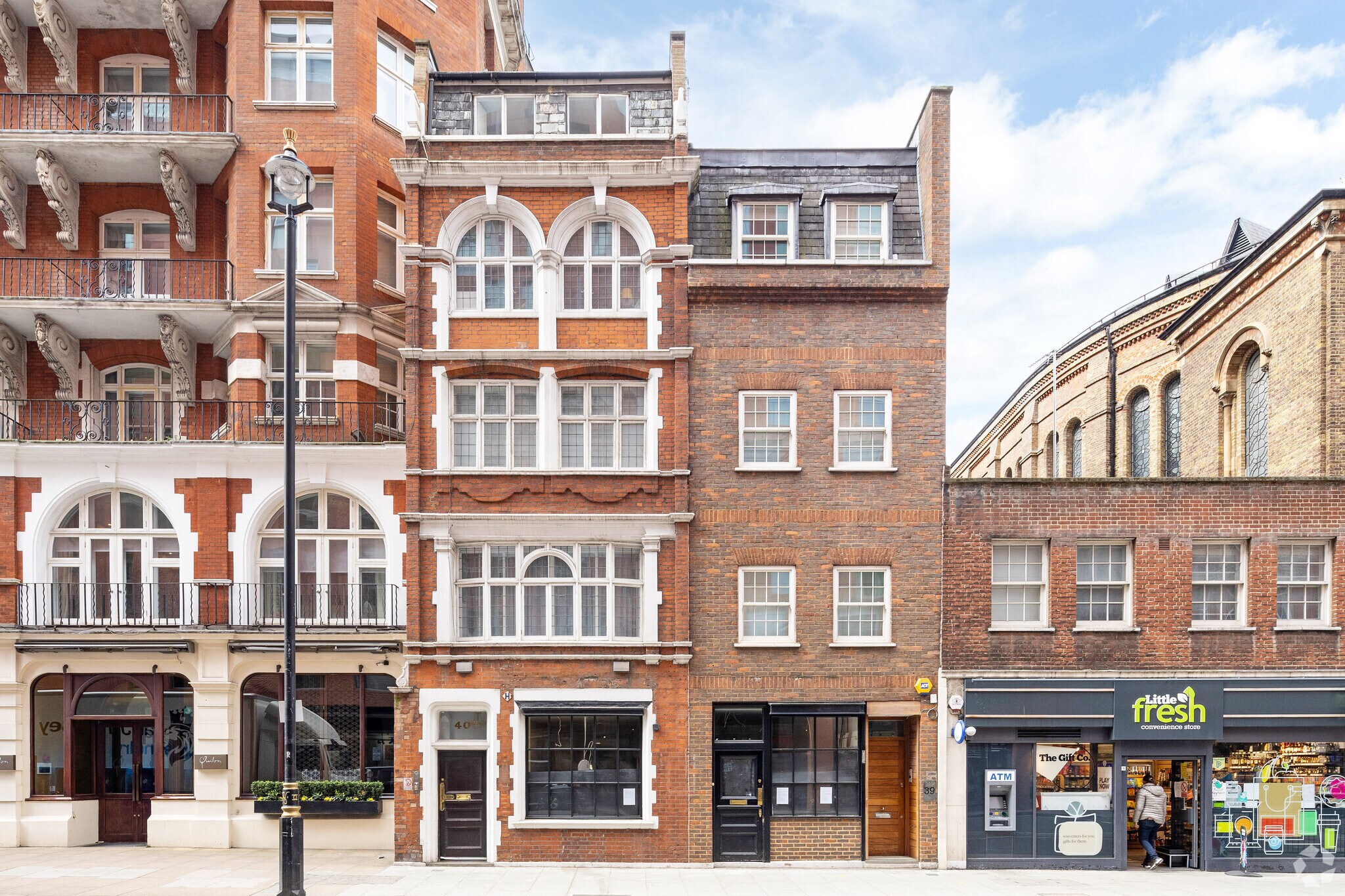 39-40 Buckingham Gate, London for sale Primary Photo- Image 1 of 1