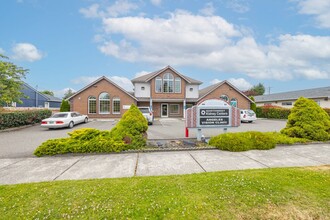 811 Georgiana St, Port Angeles, WA for sale Primary Photo- Image 1 of 39