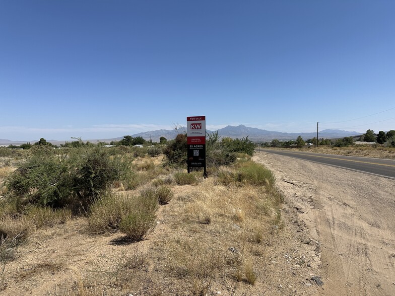 5298 County Highway 20, Kingman, AZ for sale - Primary Photo - Image 1 of 11