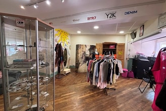 1 Swan Ln, Stroud to rent Interior Photo- Image 1 of 1