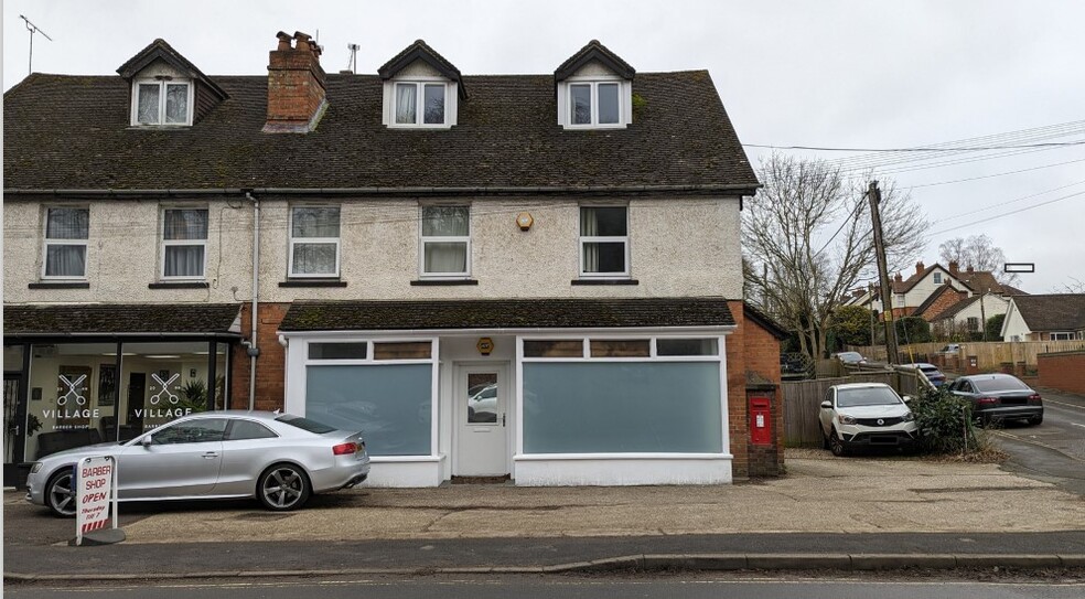 22 Peppard Rd, Sonning Common for rent - Building Photo - Image 1 of 2