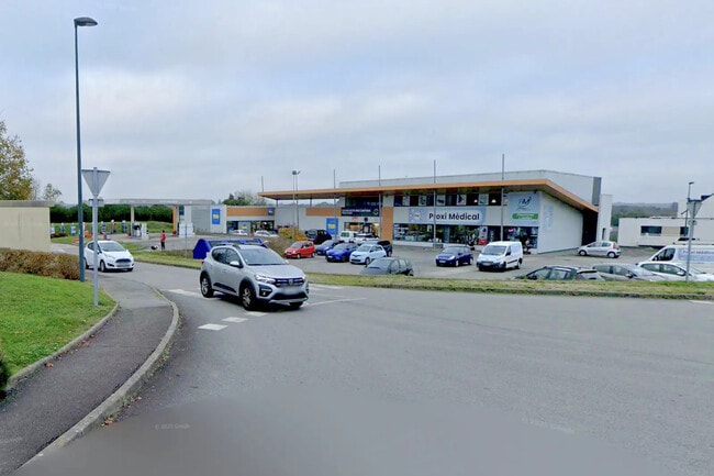 Location Commerce 760 m²