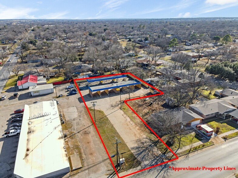 805 Poindexter Ave, Cleburne, TX for sale - Building Photo - Image 1 of 1