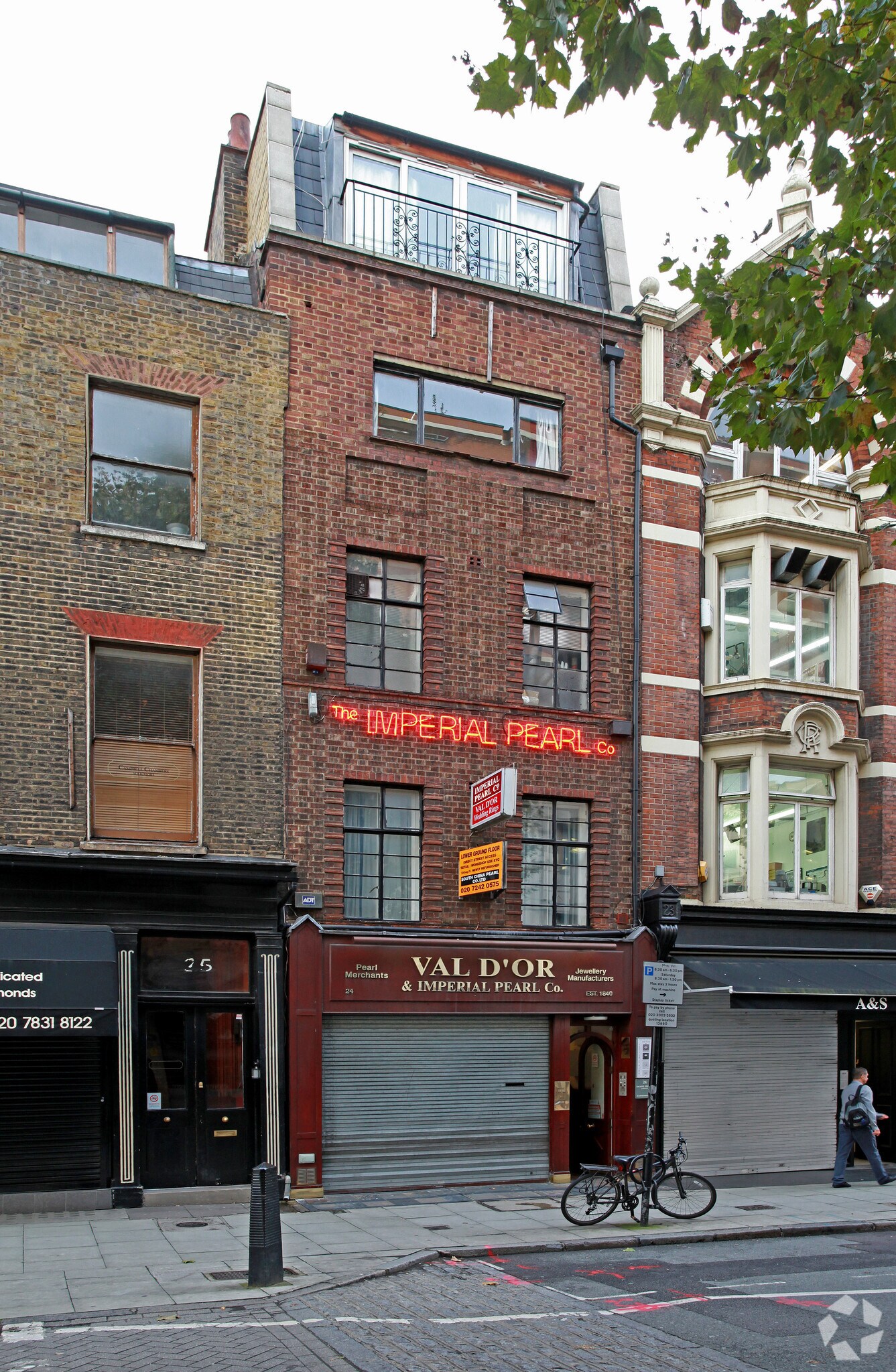 24 Hatton Garden, London for sale Primary Photo- Image 1 of 1