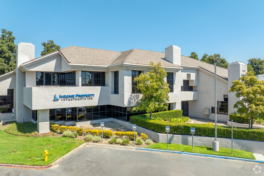 10807 Laurel St, Rancho Cucamonga, CA for sale - Primary Photo - Image 1 of 24