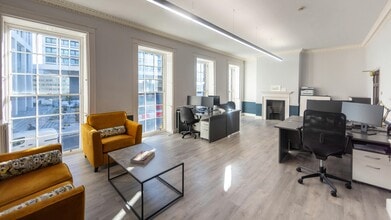 98-100 Pilgrim St, Newcastle Upon Tyne to rent Interior Photo- Image 2 of 11