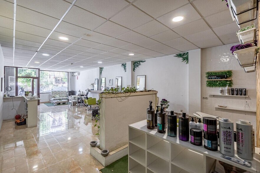 Calle Mallorca, 47, Las Gabias, Granada for sale - Interior Photo - Image 1 of 22