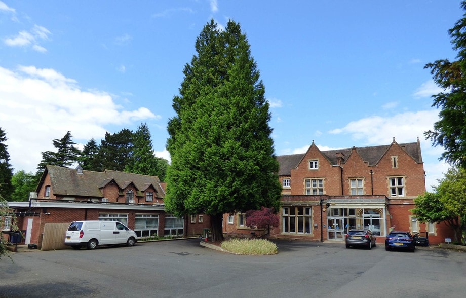 1 Stoneleigh Rd, Leamington Spa for sale - Primary Photo - Image 1 of 1