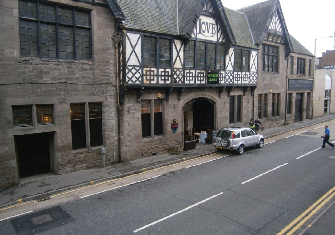 52 Canal St, Perth to rent Primary Photo- Image 1 of 7