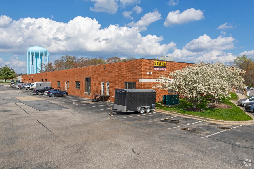 408 Headquarters Dr, Millersville, MD for rent - Building Photo - Image 3 of 4