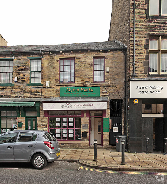 8 North Para, Bradford for sale - Primary Photo - Image 1 of 1