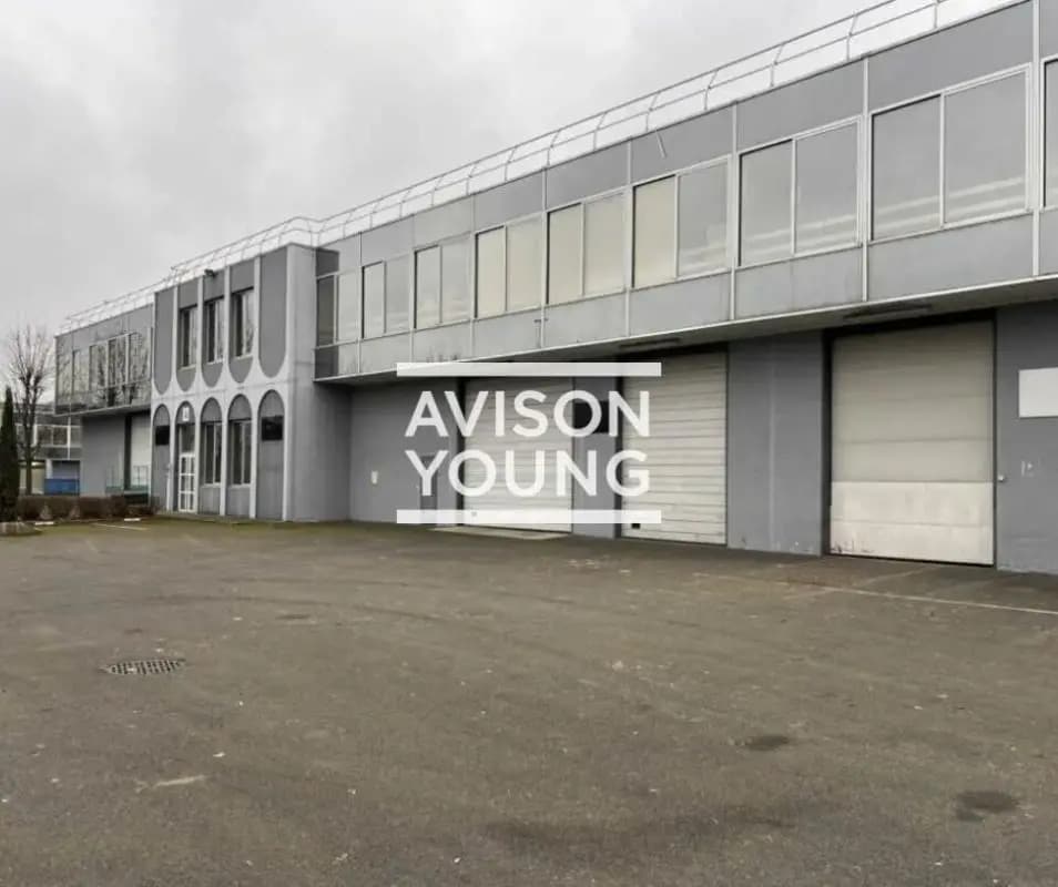 Location Local d'activités 1 117 m² - Photo 1