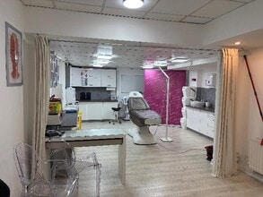 343 Woodstock Rd, Belfast to rent Interior Photo- Image 2 of 4