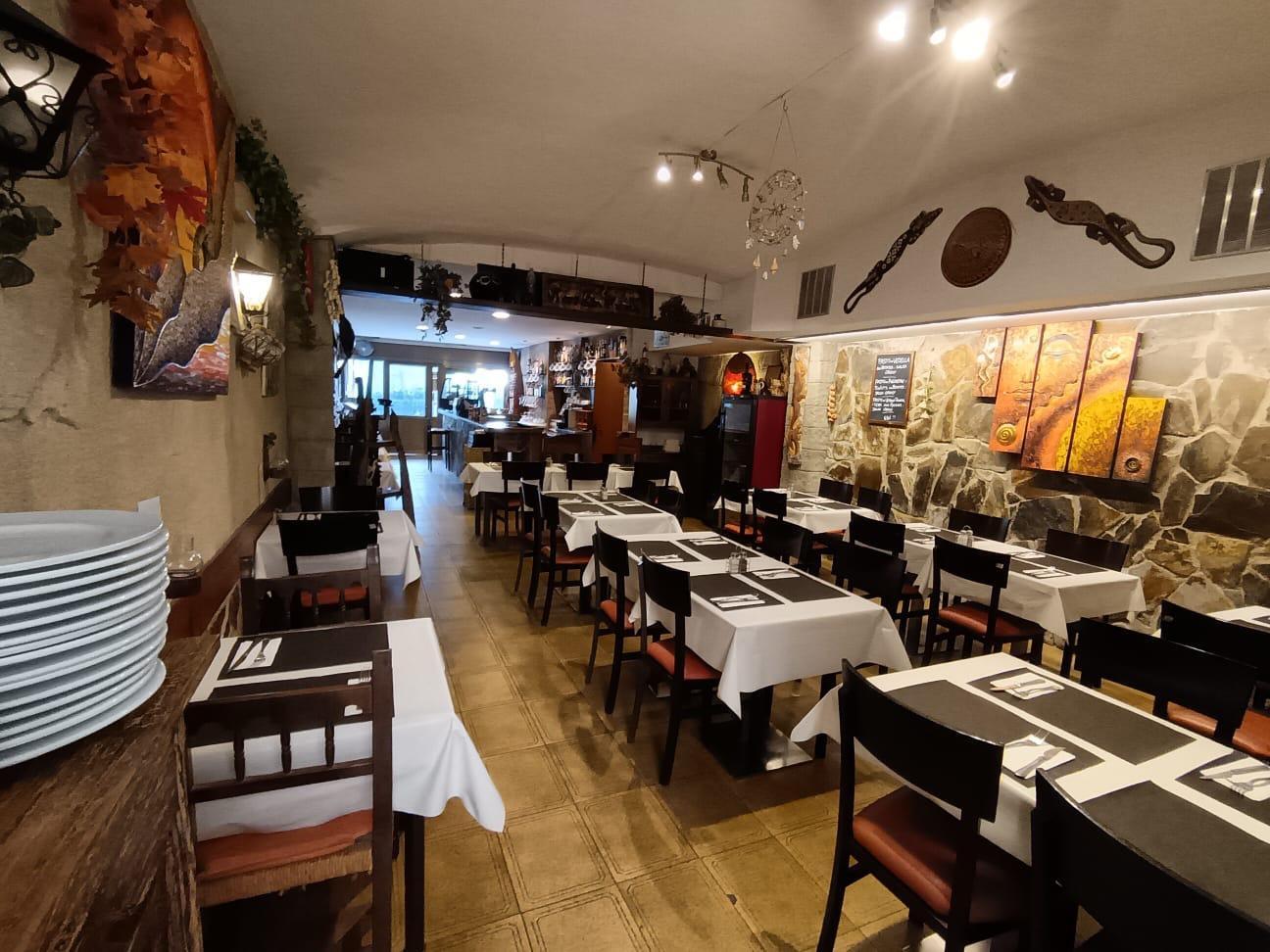 Retail in Calella, Barcelona to rent Interior Photo- Image 1 of 3