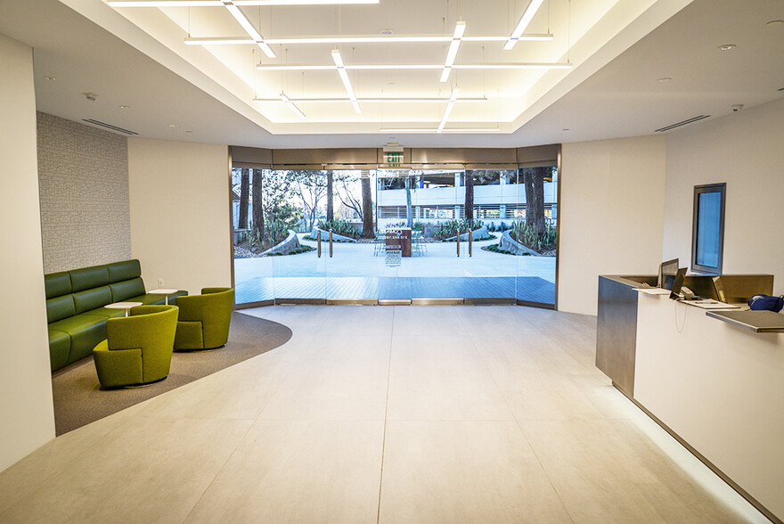 400 Corporate Pointe, Culver City, CA for rent - Lobby - Image 3 of 4