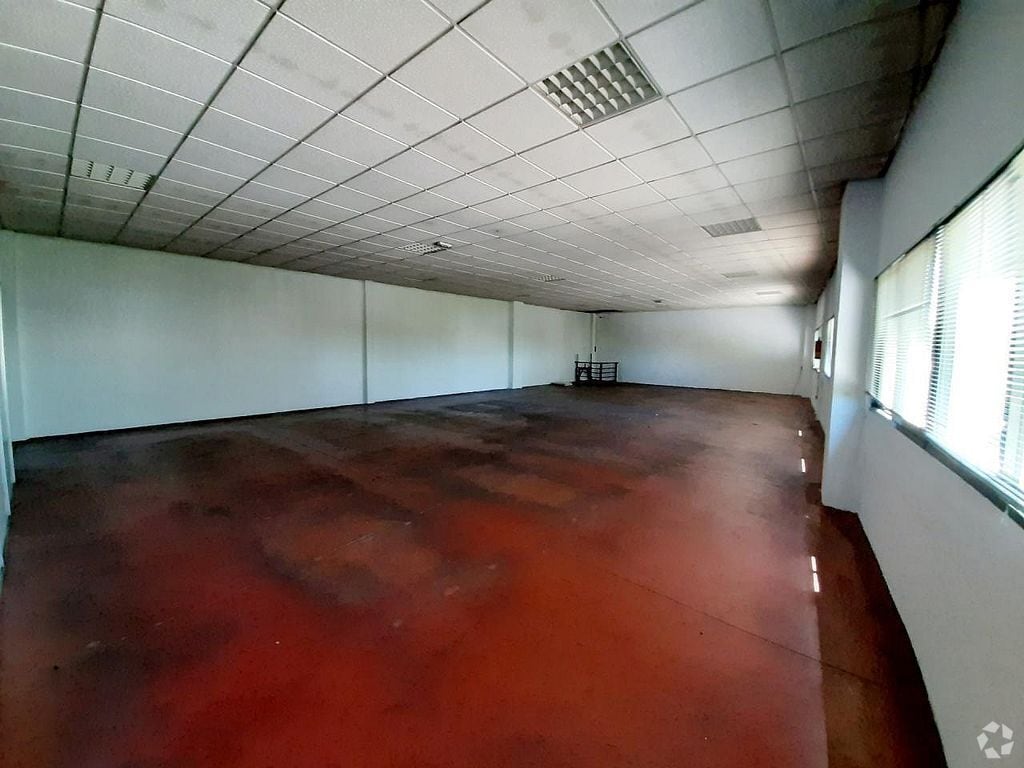Office in Fuenlabrada, Madrid to rent Interior Photo- Image 1 of 13