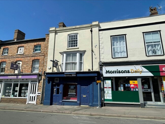 More details for 23 Market Sq, Bicester - Retail to Rent