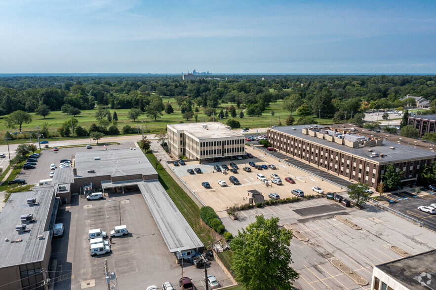 3681 S Green Rd, Beachwood, OH for rent - Aerial - Image 2 of 5