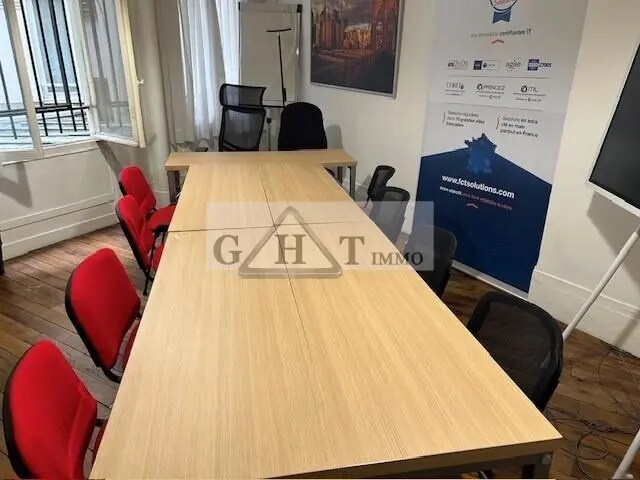 Location Bureaux 120 m² - Photo 1