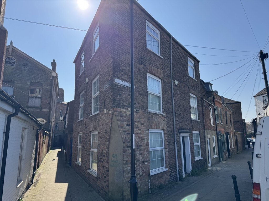 1 School Ln, Wisbech for sale Primary Photo- Image 1 of 6