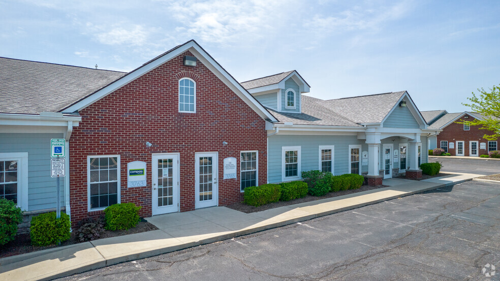 3751-3769 Attucks Dr, Powell, OH for rent - Primary Photo - Image 1 of 9