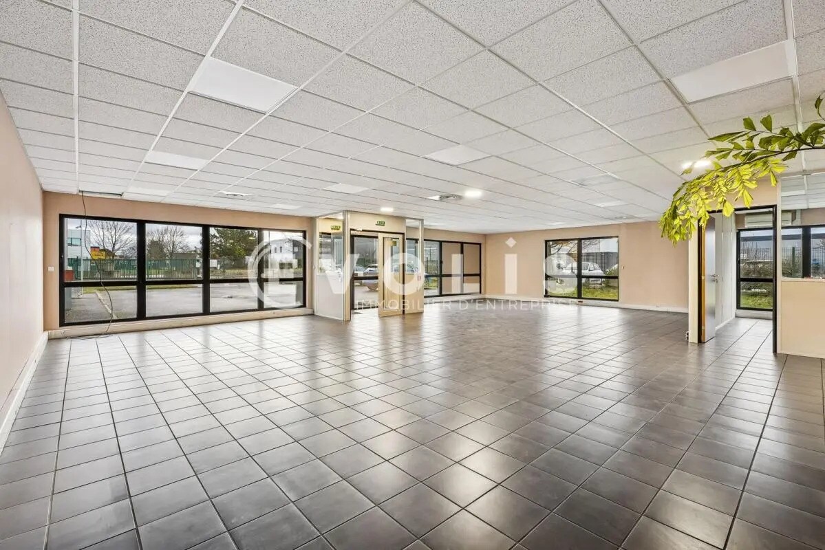 120 Impasse De La Balme, Saint-Priest to rent Interior Photo- Image 1 of 5