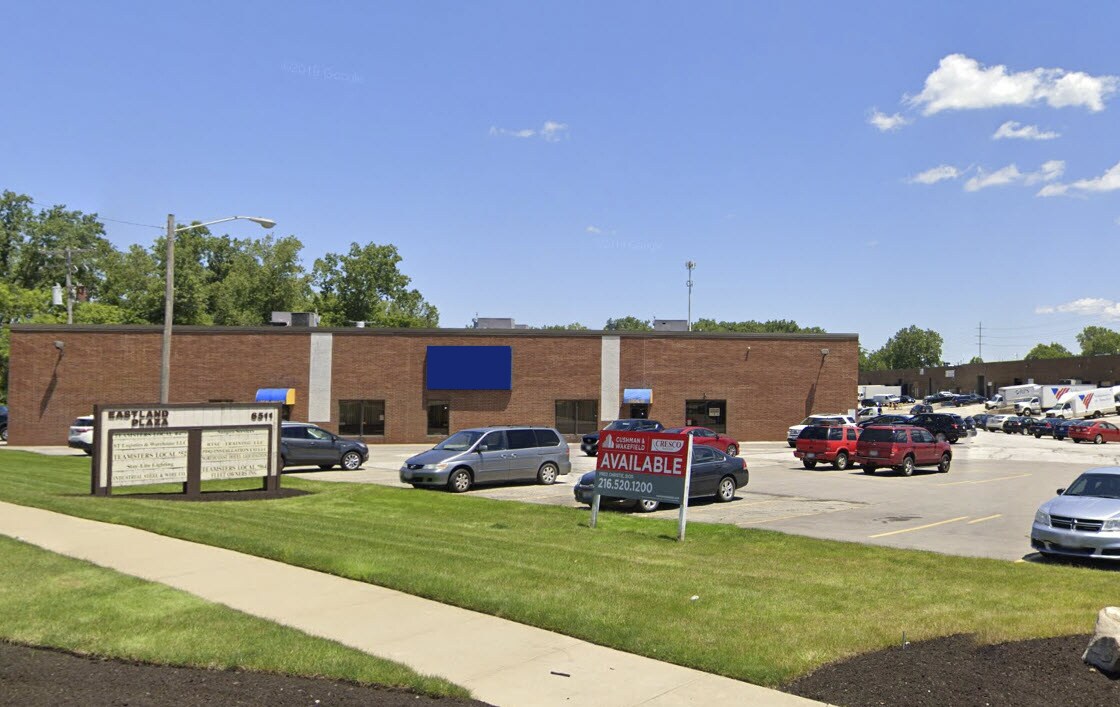 6511 Eastland Rd, Brook Park, OH to rent Building Photo- Image 1 of 9