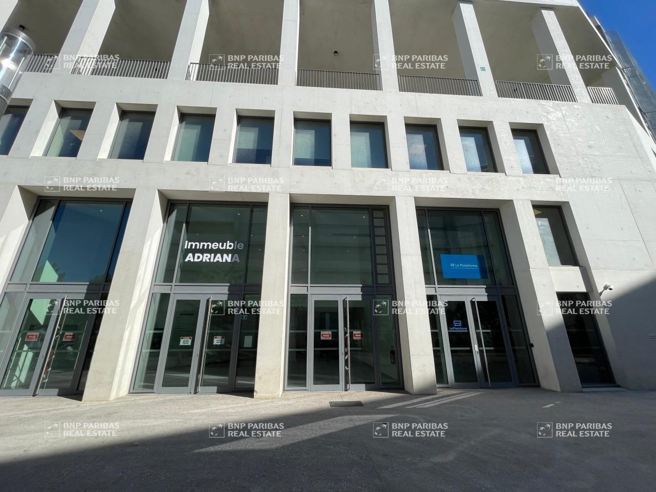 Office in Marseille to rent Building Photo- Image 1 of 8
