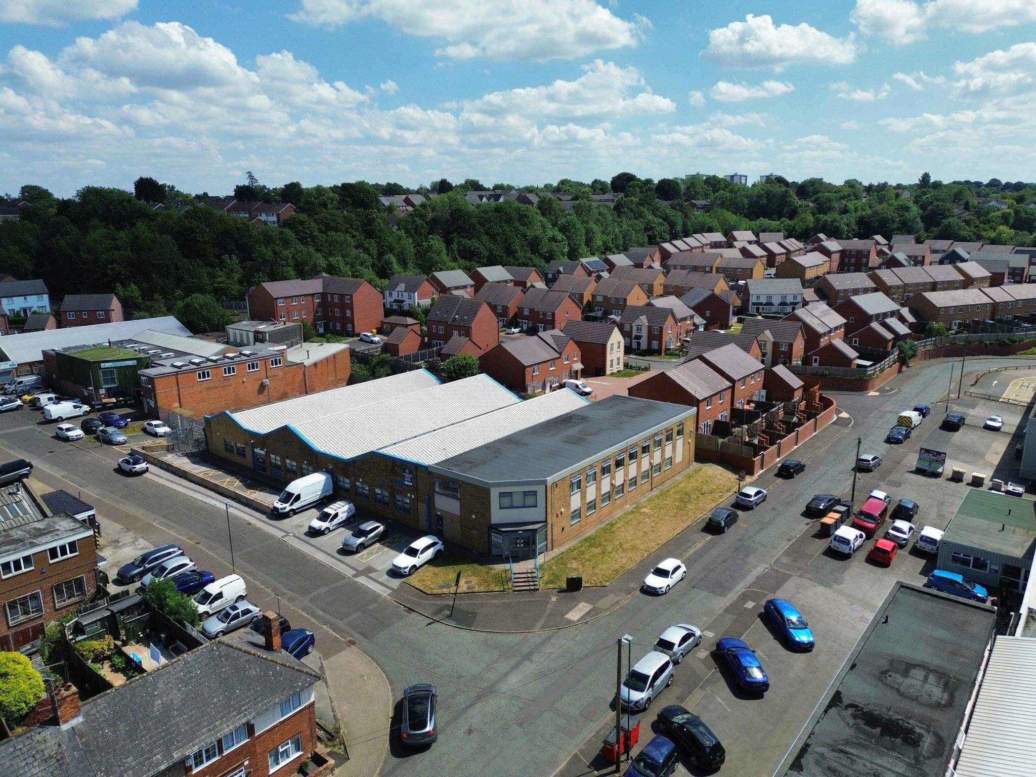 Facet Rd, Birmingham to rent Building Photo- Image 1 of 10