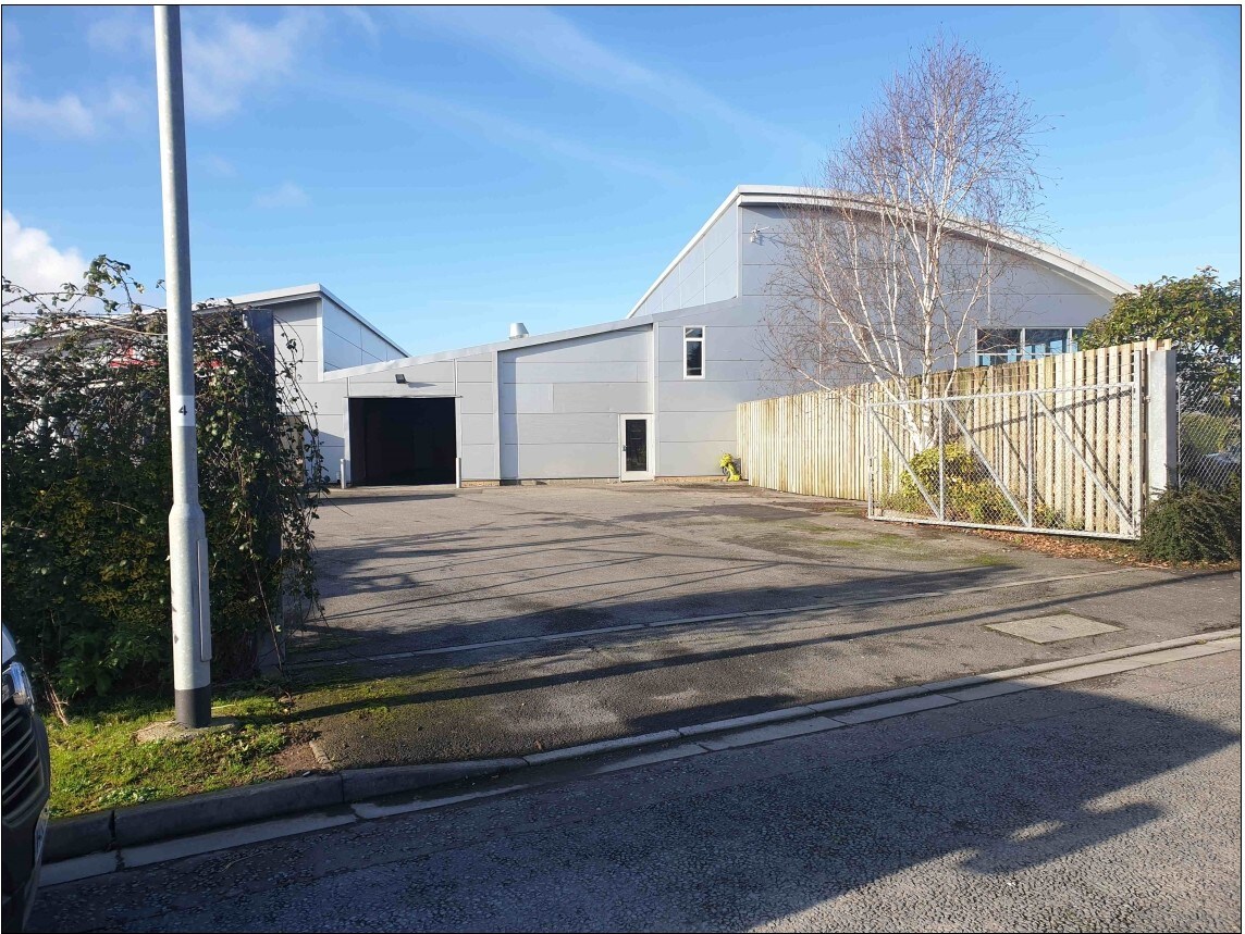 Gass Close, Highbridge for sale Primary Photo- Image 1 of 1