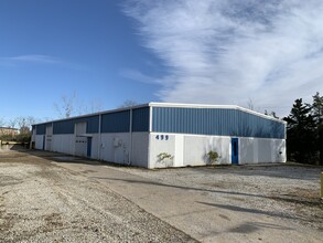 499 Roberts Ave, Louisville, KY for rent Building Photo- Image 1 of 2